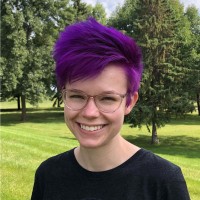 Ellie Jacobson Email & Phone Number