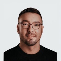 Serena & Lily Employee Matt Muehlheausler's profile photo