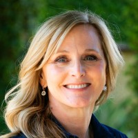 Universal Technical Institute, Inc. Employee Lori Smith's profile photo