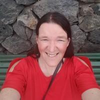 Melissa Bakker Email