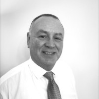 AJ Bell Employee Simon Smith's profile photo