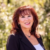 Teri Shelton Email & Phone Number