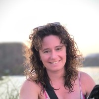 Belén Mirallas Email