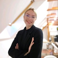 Rozália Kósa Email
