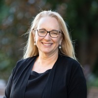 Michelle Somlyay Email & Phone Number