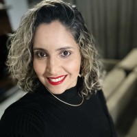 Fernanda Neves Email