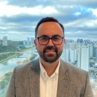 Raphael Lopes Email & Phone Number