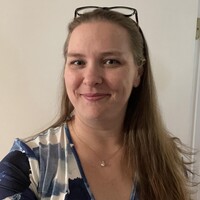 Matthews Real Estate Investment Services™ Employee Ann Walsh's profile photo