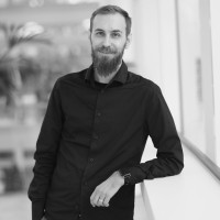 Compare Employee Tim Sterner's profile photo