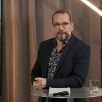 Helenius Tomas Email