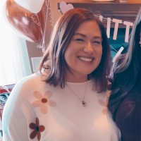 Leah Thomas Email & Phone Number