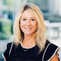 Ionis Pharmaceuticals, Inc. Employee Julia Anderson's profile photo