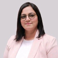 Wajiha Kanwal Email