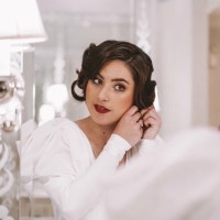 Simone Ross Email