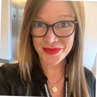 Brenda Munro Email & Phone Number