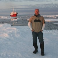 BirdingDirect Employee Adam Riley's profile photo