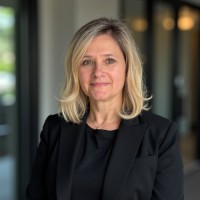 Plaza Home Mortgage, Inc. Employee Julie Bricker's profile photo