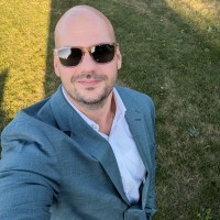 Sviatoslav Graf Email