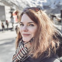 Eva Zwahlen Email
