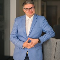 Raivis Kalnins Email