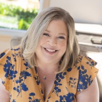 RE/MAX Whatcom County Employee Andi Dyer's profile photo