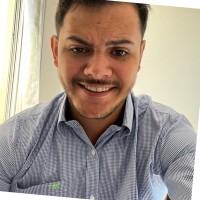 Vinicius Garcia de Oliveira Email