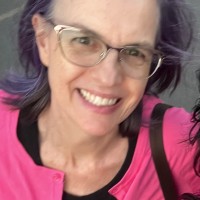 Famous Frames Inc. Employee Katherine Simpson's profile photo