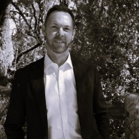 Chris Leigh Email