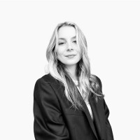 Aura Office Environments Employee Venesa Succurro's profile photo