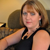 The Right Place Employee Lori Floyd's profile photo