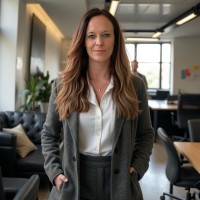 Jade Bowe Email & Phone Number