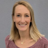 Julia Lommatzsch Email