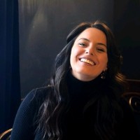 Nina Vuković Email