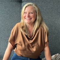 Camilla Hejselbæk Email