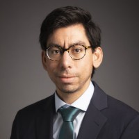 McCandlish Holton, PC Employee Michael Villacrés's profile photo