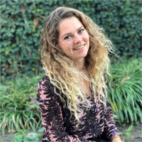 Janine van der Meer Email