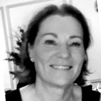 Julia Wyatt Email & Phone Number