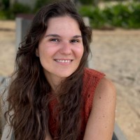 Julia Wyatt Email