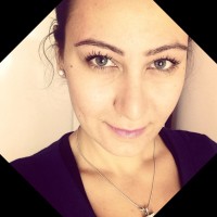 Derya Sen Email