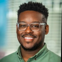 User Interviews Employee Rufus Thompson's profile photo