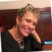 Schneiderman's Furniture Employee Kristin Formanek's profile photo