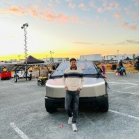Tesla Employee Jayesh Gupta's profile photo