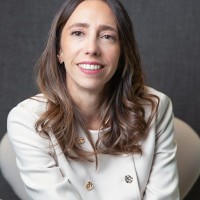 Laura Yuste Santos Email