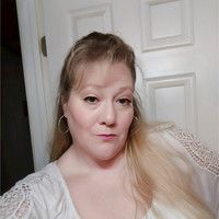 Furniture Solutions Group Employee Lisa Clark's profile photo
