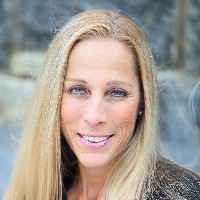 Sonja der Email & Phone Number