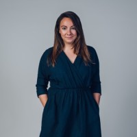 Lina Bindoni Email