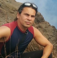 Robert Csiki Email