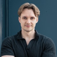 Ryan Skarda-Hall Email