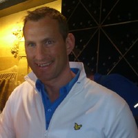Niclas Metzén Email