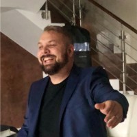 Petr Mikulášek Email